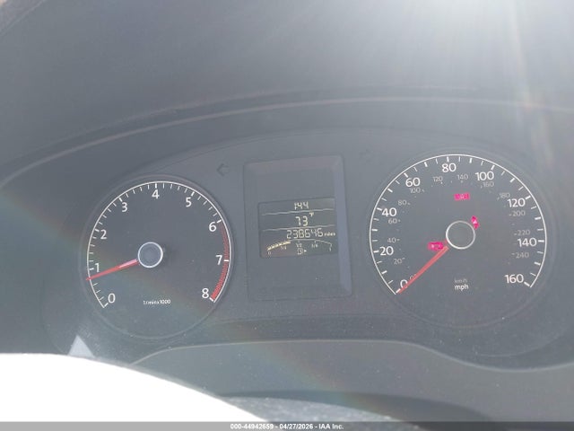44942659 :رقم المزاد ، 3VWGZ7AJ4BM017305 vin ، 2011 Volkswagen Jetta 2.5l Sel مزاد بيع