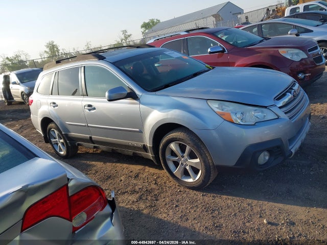 2014 Subaru Outback 3.6r Limited მანქანა იყიდება აუქციონზე, vin: 4S4BRDMC2E2210892, აუქციონის ნომერი: 44942697