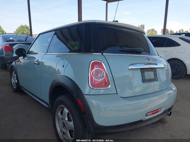 Продаж на аукціоні авто 2011 Mini Cooper, vin: WMWSU3C57BT253076, номер лоту: 44942719