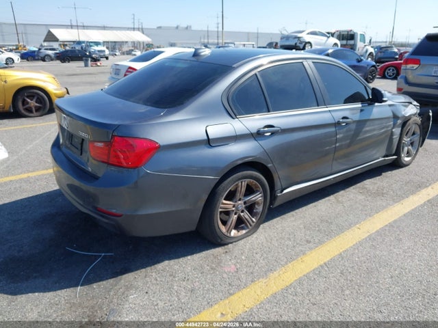 WBA3B1C5XFK135842 BMW 320i