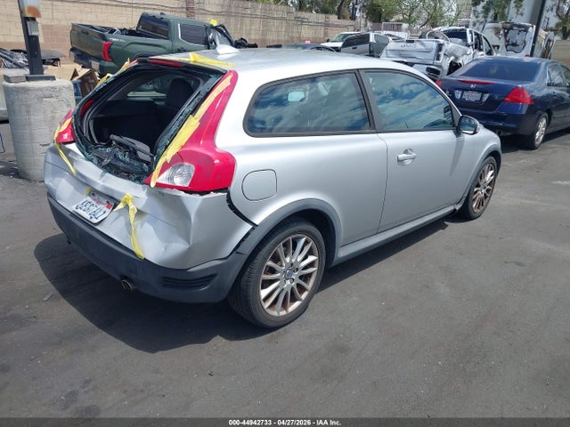 44942733 :رقم المزاد ، YV1672MK7A2174872 vin ، 2010 Volvo C30 T5/t5 R-design مزاد بيع