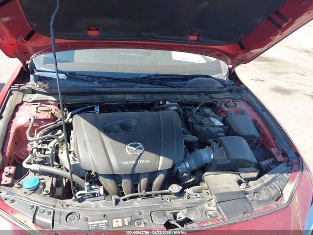 44942756 :رقم المزاد ، 3MZBPADL8LM136681 vin ، 2020 Mazda Mazda3 Preferred Package مزاد بيع