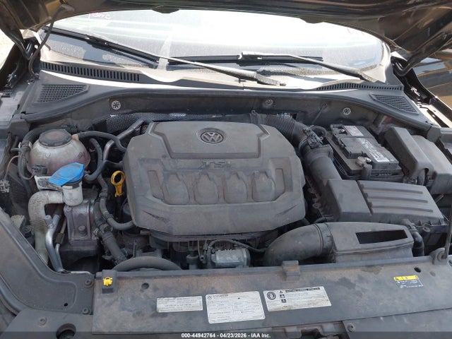 44942764 :رقم المزاد ، 1VWMA7A39LC012888 vin ، 2020 Volkswagen Passat 2.0t R-line مزاد بيع