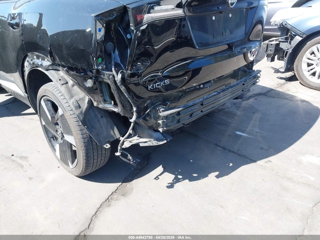 3N8AP6DB6SL364965 Nissan Kicks Sr Intelligent Awd