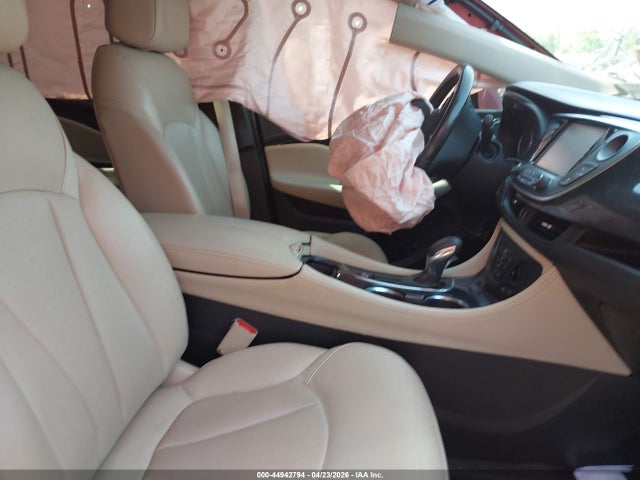 LRBFX3SX7JD004573 Buick Envision Premium I