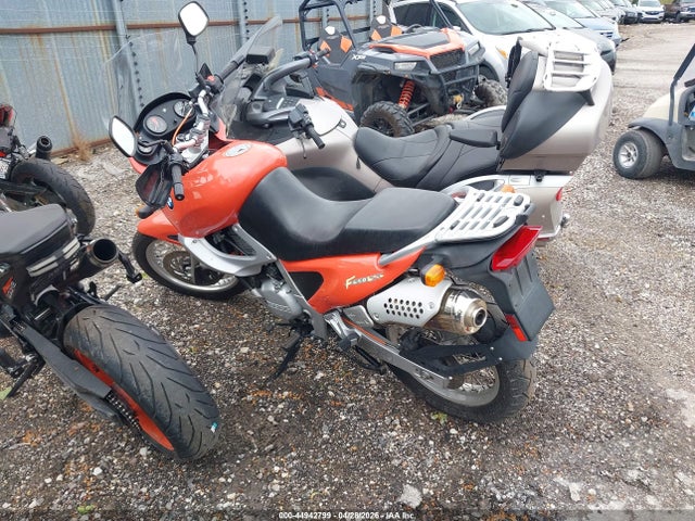 44942799 :رقم المزاد ، WB10168A9VXA40668 vin ، 1997 Bmw F650 St مزاد بيع