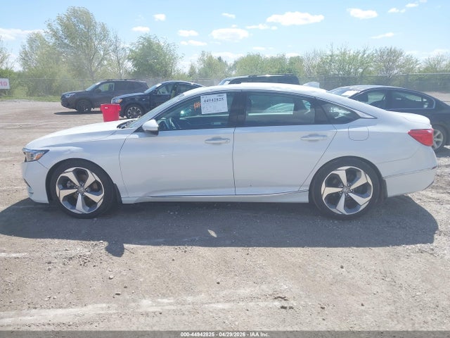 Aukcja sprzedaży 2018 Honda Accord Touring, vin: 1HGCV1F96JA097518, numer aukcji: 44942825