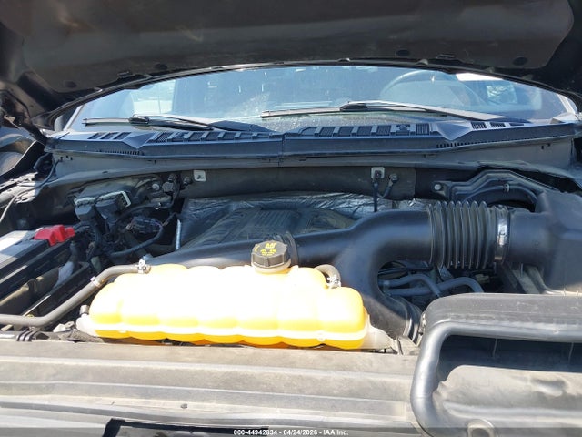 44942834 :رقم المزاد ، 1FTEW1EG2FFC02585 vin ، 2015 Ford F-150 Xlt مزاد بيع