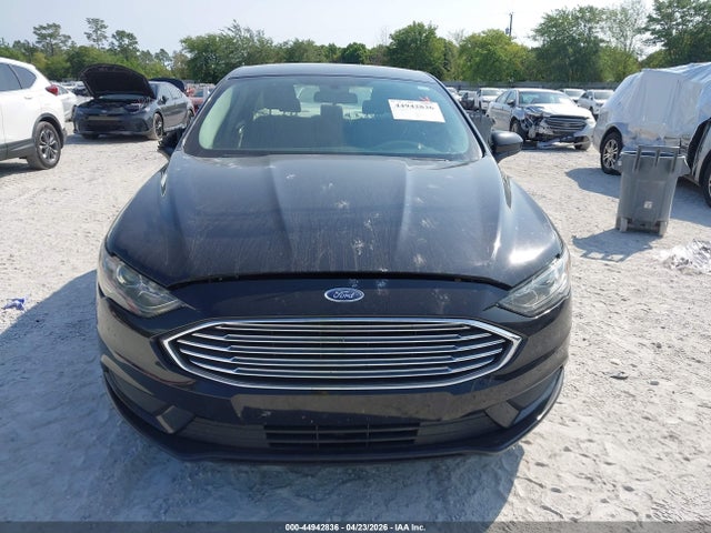 44942836 :رقم المزاد ، 3FA6P0H77HR193207 vin ، 2017 Ford Fusion Se مزاد بيع