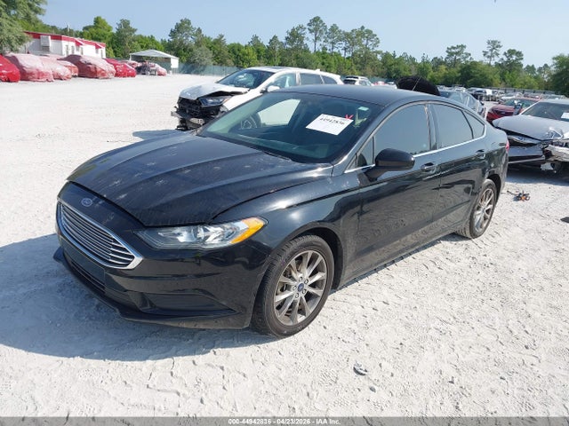 44942836 :رقم المزاد ، 3FA6P0H77HR193207 vin ، 2017 Ford Fusion Se مزاد بيع