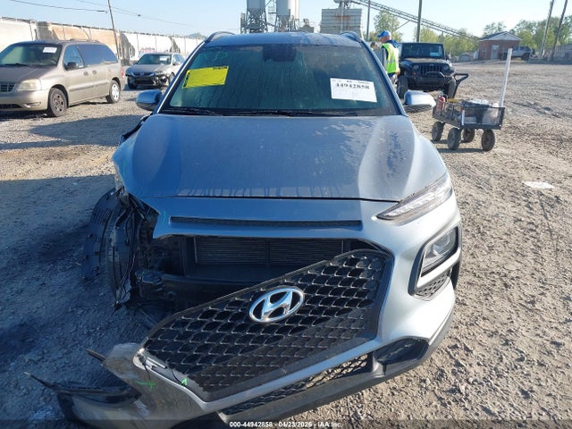 KM8K2CAA2MU613758 Hyundai Kona Sel