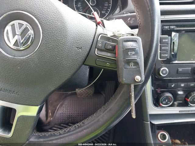 44942866 :رقم المزاد ، 1VWBN7A31DC040181 vin ، 2013 Volkswagen Passat 2.0l Tdi Se مزاد بيع