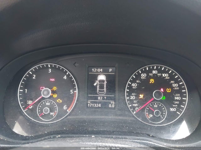 44942866 :رقم المزاد ، 1VWBN7A31DC040181 vin ، 2013 Volkswagen Passat 2.0l Tdi Se مزاد بيع