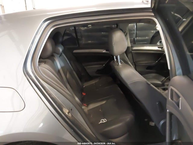 3VW2A7AUXFM093645 Volkswagen Golf Tdi S 4-door