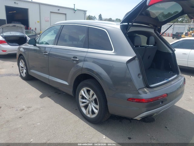44942885 :رقم المزاد ، WA1LAAF78KD002007 vin ، 2019 Audi Q7 55 Premium/55 Se Premium مزاد بيع
