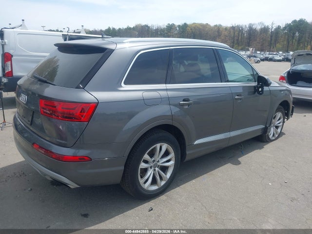 44942885 :رقم المزاد ، WA1LAAF78KD002007 vin ، 2019 Audi Q7 55 Premium/55 Se Premium مزاد بيع