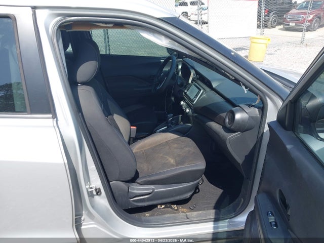 3N1CP5CU1KL565533 Nissan KICKS S