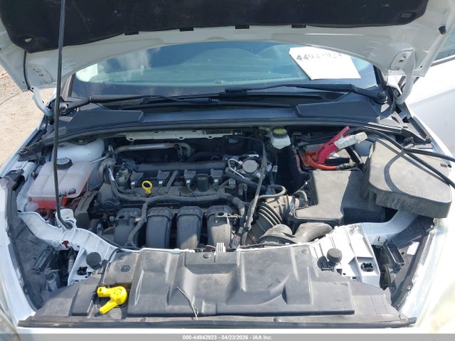 2018 Ford Focus Se მანქანა იყიდება აუქციონზე, vin: 1FADP3F22JL277519, აუქციონის ნომერი: 44942923