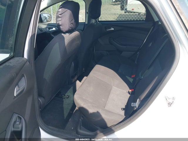 2018 Ford Focus Se მანქანა იყიდება აუქციონზე, vin: 1FADP3F22JL277519, აუქციონის ნომერი: 44942923