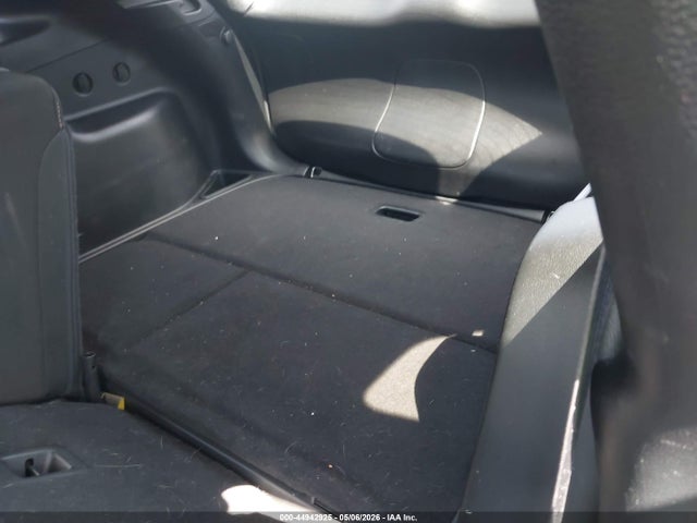 1C4PJLAB1GW207680 Jeep Cherokee Sport