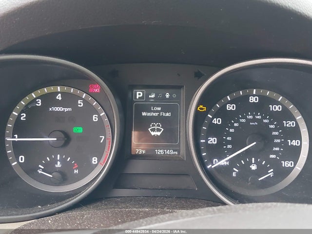 Продаж на аукціоні авто 2017 Hyundai Santa Fe Sport 2.4l, vin: 5XYZTDLB0HG459523, номер лоту: 44942934