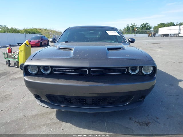 2019 Dodge Challenger Sxt მანქანა იყიდება აუქციონზე, vin: 2C3CDZAG9KH733670, აუქციონის ნომერი: 44942980