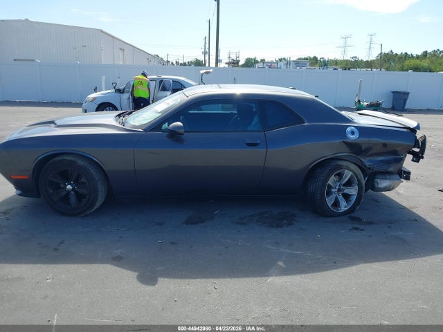 2019 Dodge Challenger Sxt მანქანა იყიდება აუქციონზე, vin: 2C3CDZAG9KH733670, აუქციონის ნომერი: 44942980