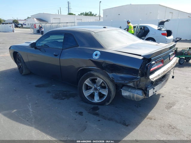 2019 Dodge Challenger Sxt მანქანა იყიდება აუქციონზე, vin: 2C3CDZAG9KH733670, აუქციონის ნომერი: 44942980