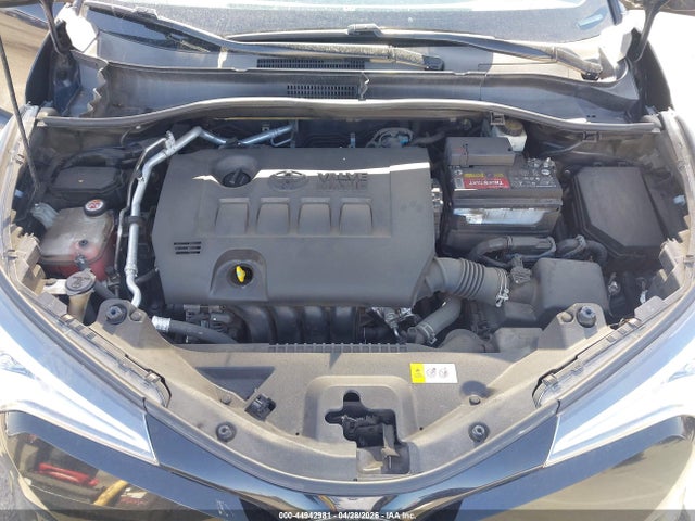JTNKHMBXXK1038461 Toyota C-HR XLE