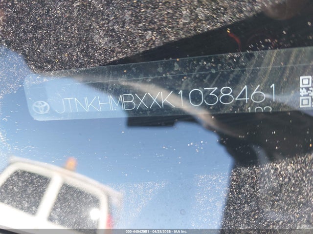 JTNKHMBXXK1038461 Toyota C-HR XLE