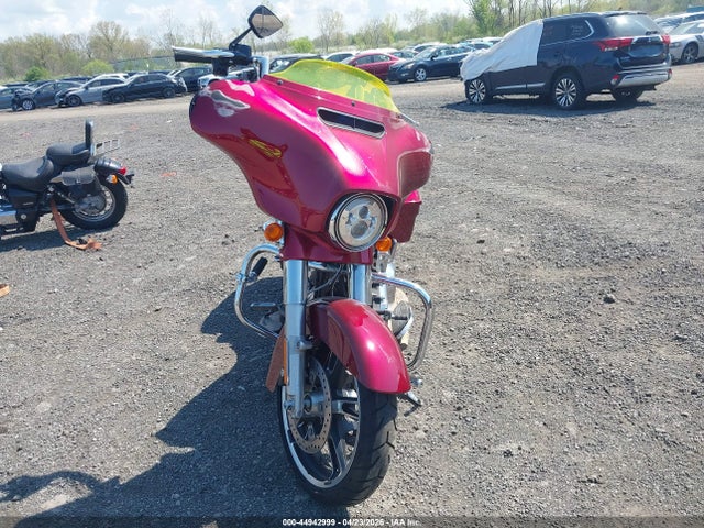Продажа на аукционе авто 2017 Harley-davidson Flhxs Street Glide Special, vin: 1HD1KRC11HB649988, номер лота: 44942999