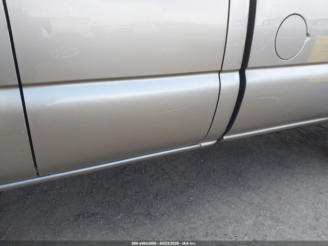 44943008 :رقم المزاد ، 1GCGK29U3YE397258 vin ، 2000 Chevrolet Silverado 2500 مزاد بيع