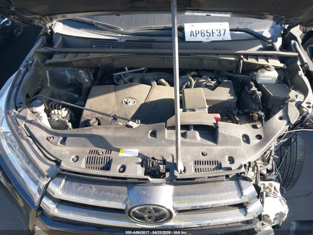 Toyota Highlander Limited 2019 5TDYZRFH9KS346929 Image 10