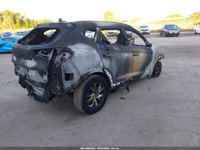 Aukcja sprzedaży 2021 Hyundai Tucson Value, vin: KM8J33A48MU381458, numer aukcji: 44943052