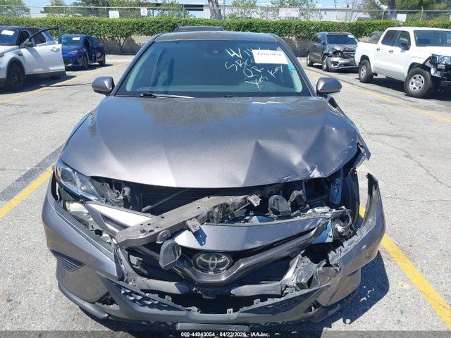 4T1B11HKXKU722360 Toyota CAMRY SE