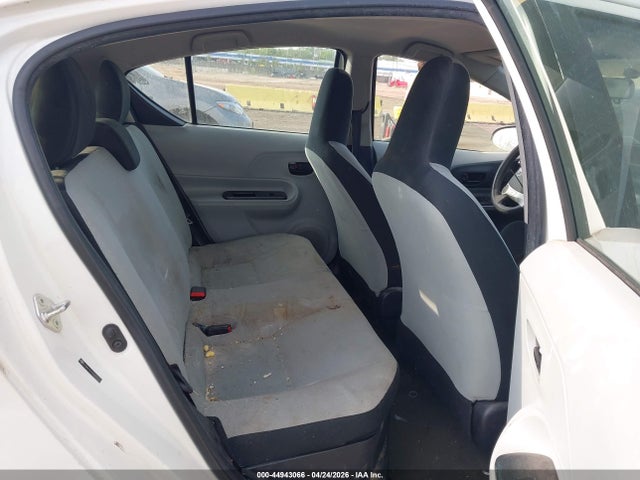 Продажа на аукционе авто 2014 Toyota Prius C One, vin: JTDKDTB32E1071773, номер лота: 44943066