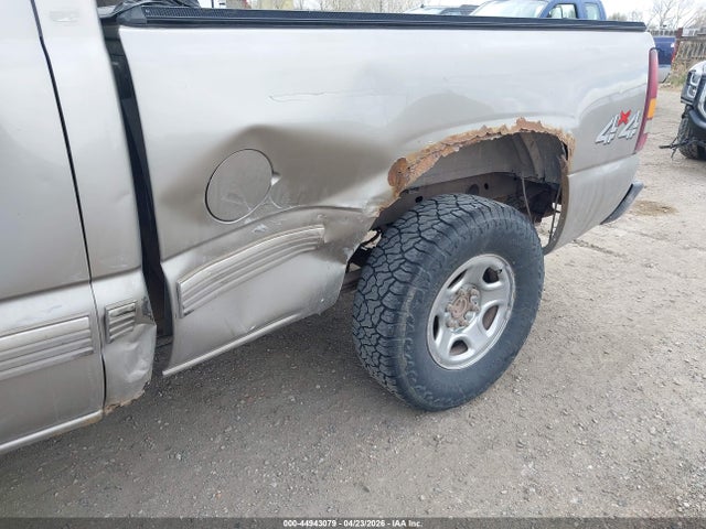 2002 Chevrolet Silverado K1500 მანქანა იყიდება აუქციონზე, vin: 2GCEK19V821368583, აუქციონის ნომერი: 44943079