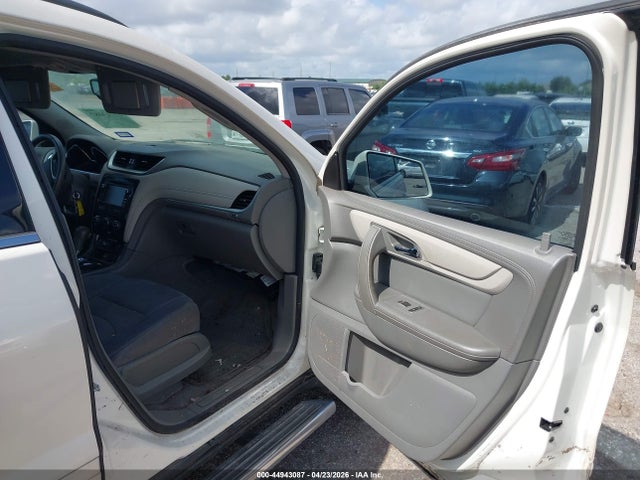 2015 Chevrolet Traverse 1lt მანქანა იყიდება აუქციონზე, vin: 1GNKRGKD9FJ268983, აუქციონის ნომერი: 44943087
