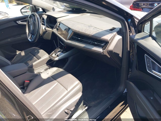 2023 Audi Q4 E-tron Premium Plus 40 Rwd მანქანა იყიდება აუქციონზე, vin: WA1BCBFZ2PP027567, აუქციონის ნომერი: 44943098