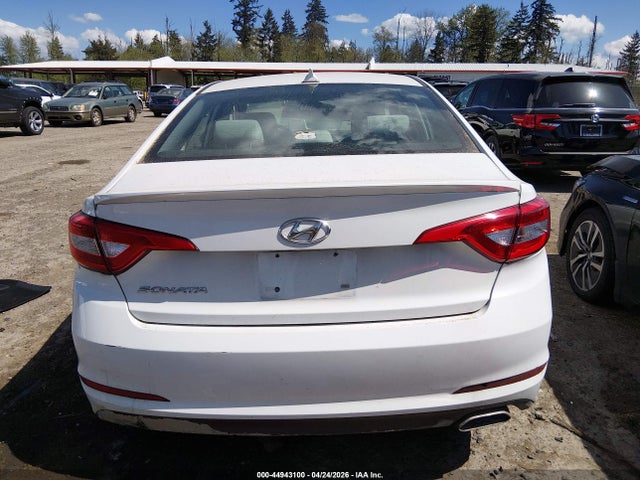 5NPE24AFXGH357581 Hyundai SONATA SE