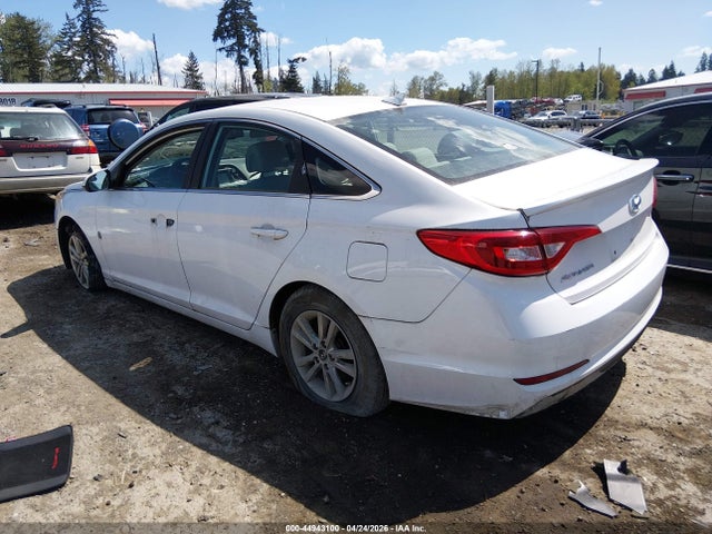 5NPE24AFXGH357581 Hyundai SONATA SE