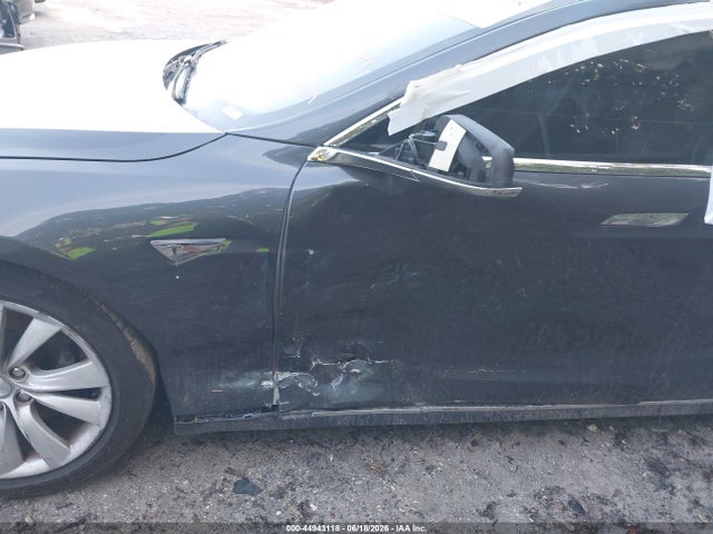 Продажа на аукционе авто 2016 Tesla Model S 60d/70d/75d/85d/90d, vin: 5YJSA1E29GF145331, номер лота: 44943118