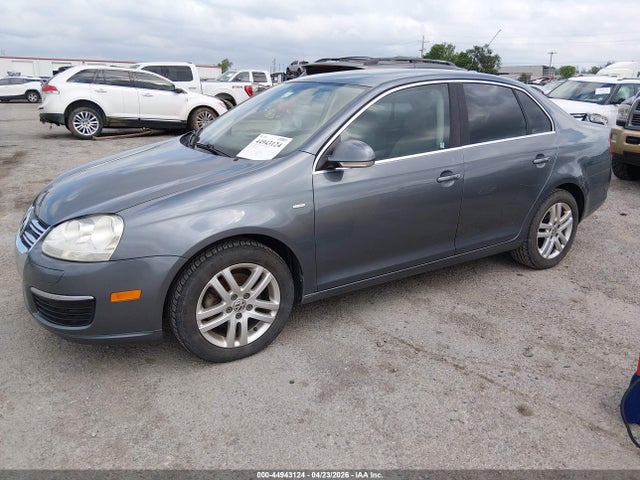 2007 Volkswagen Jetta Wolfsburg Edition მანქანა იყიდება აუქციონზე, vin: 3VWEG71K37M201650, აუქციონის ნომერი: 44943124