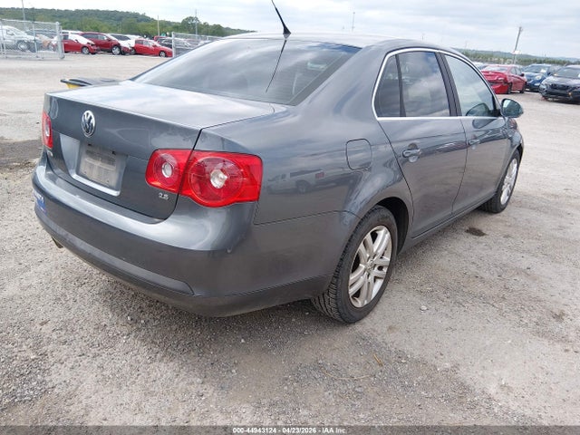 2007 Volkswagen Jetta Wolfsburg Edition მანქანა იყიდება აუქციონზე, vin: 3VWEG71K37M201650, აუქციონის ნომერი: 44943124