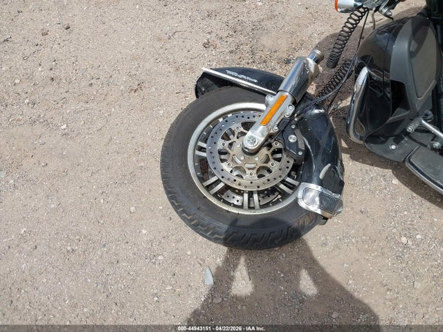 Harley-Davidson FLHTCUTG 2022 1HD1MAF16NB856265 Image 12