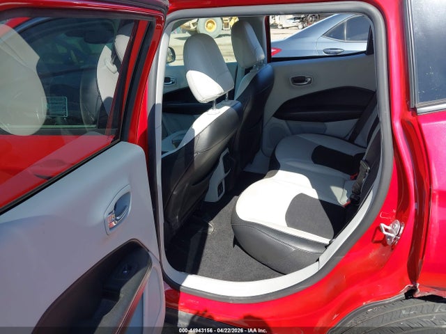 2019 Jeep Compass Sun And Wheel Fwd მანქანა იყიდება აუქციონზე, vin: 3C4NJCBB0KT819681, აუქციონის ნომერი: 44943156
