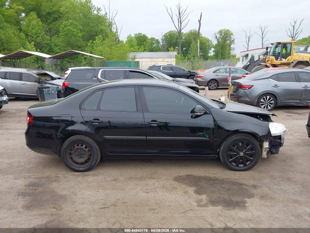 Продаж на аукціоні авто 2010 Volkswagen Jetta S, vin: 3VWJX7AJXAM002155, номер лоту: 44943176