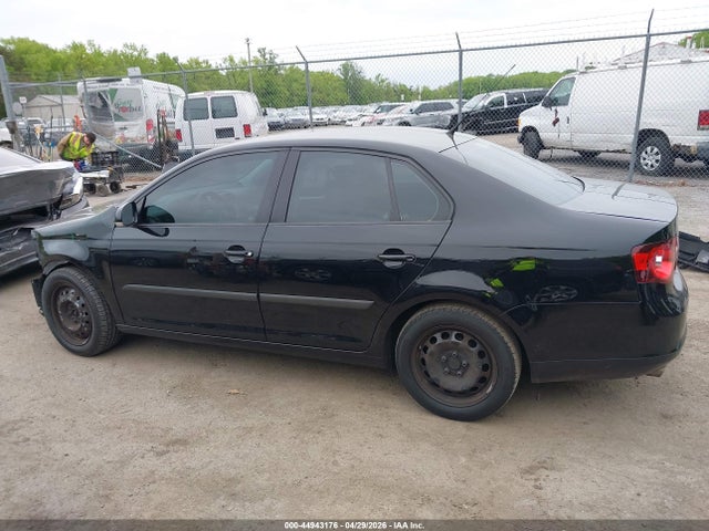 Продаж на аукціоні авто 2010 Volkswagen Jetta S, vin: 3VWJX7AJXAM002155, номер лоту: 44943176