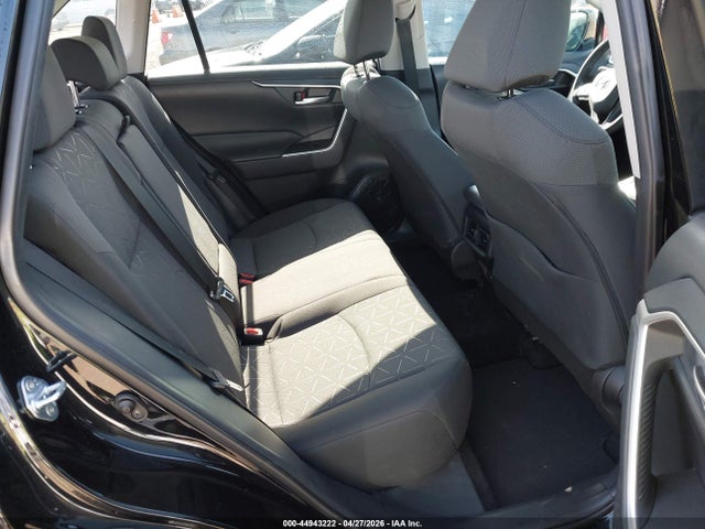 44943222 :رقم المزاد ، 2T3W1RFV7MC150883 vin ، 2021 Toyota Rav4 Xle مزاد بيع