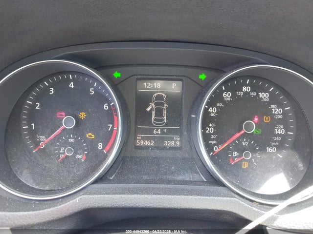 1VWAT7A35HC018238 Volkswagen Passat 1.8t S